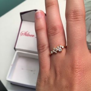 💎 Brand New Sparkly Diamond Cluster Ring